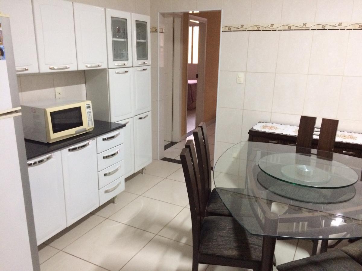 Casa Familiar Em Campinas Com 2 Quartos, 1 Banheiro, 1 Vaga Para Carro Casa de hóspedes *